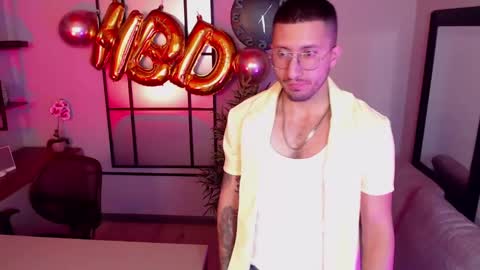 Snapshot of nathan_rivers chatting on 01-18-25, 11:32 nathan_rivers online show from 01-18-25, 11:32