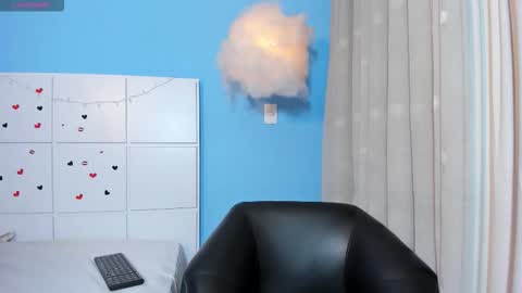 nathanbell1 online show from 10-05-25, 12:53