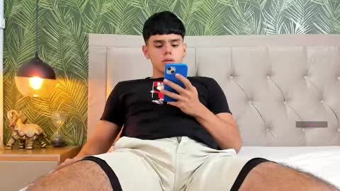 Snapshot of nathaniel_park chatting on 01-09-25, 05:23 Nathaniel Park online show from 01-09-25, 05:23