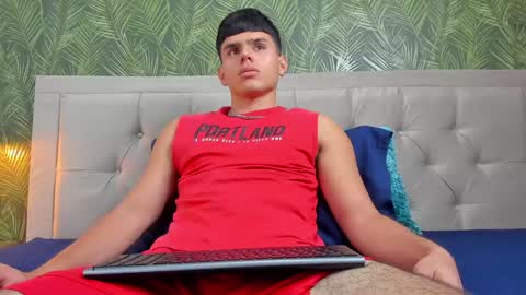 Snapshot of nathaniel_park chatting on 01-25-25, 12:06 Nathaniel Park online show from 01-25-25, 12:06