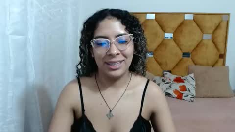 Snapshot of nathy_voyeur chatting on 03-22-26, 01:53 nathy_voyeur online show from 03-22-26, 01:53