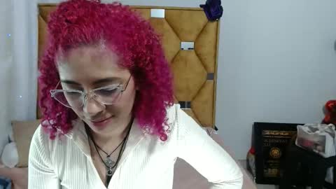 Snapshot of nathy_voyeur chatting on 04-06-26, 04:46 nathy_voyeur online show from 04-06-26, 04:46