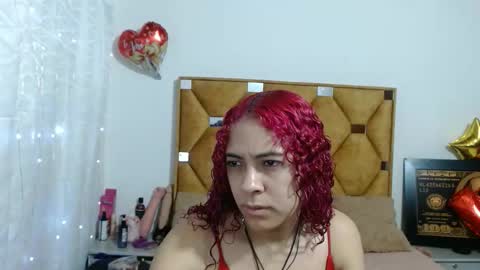Snapshot of nathy_voyeur chatting on 04-10-26, 12:54 nathy_voyeur online show from 04-10-26, 12:54