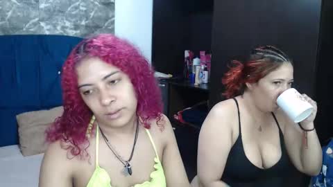 Snapshot of nathy_voyeur chatting on 05-09-26, 12:21 nathy_voyeur online show from 05-09-26, 12:21