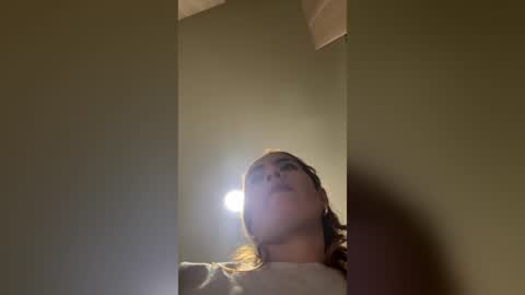 N A T I GONZALES online show from 07-11-26, 06:05