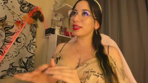 Snapshot of natsuki_09 chatting on 05-05-26, 11:57 Nat online show from 05-05-26, 11:57