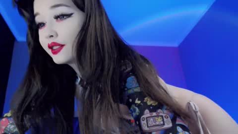 Snapshot of natsumi18 chatting on 02-16-25, 04:42 natsumi18 online show from 02-16-25, 04:42