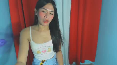 Snapshot of natty121698 chatting on 02-21-25, 06:37 Natty online show from 02-21-25, 06:37