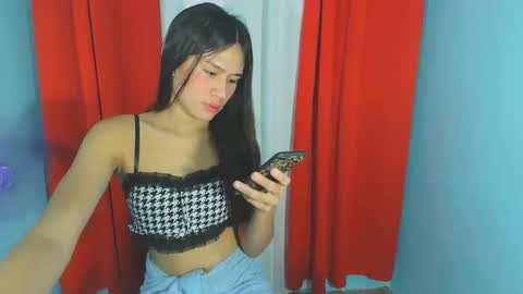 Snapshot of natty121698 chatting on 02-26-25, 06:26 Natty online show from 02-26-25, 06:26