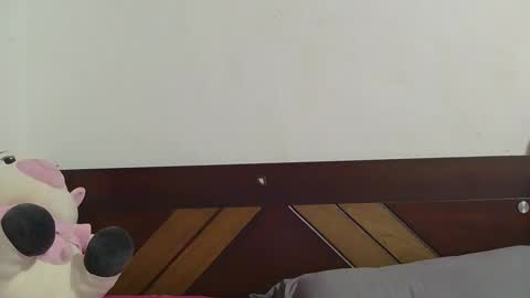 Snapshot of natty_01 chatting on 05-09-26, 10:53 natalia online show from 05-09-26, 10:53