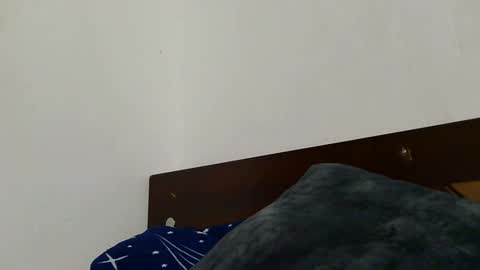 Snapshot of natty_01 chatting on 05-11-26, 02:39 natalia online show from 05-11-26, 02:39