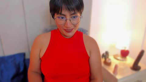 Nathalie online show from 04-16-26, 08:09