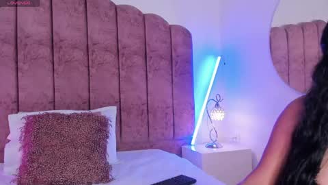 Snapshot of natty_lovee chatting on 04-25-26, 01:41 Naty online show from 04-25-26, 01:41
