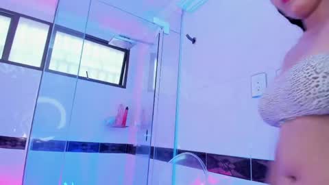 Snapshot of natty_lovee chatting on 05-03-26, 12:33 Naty online show from 05-03-26, 12:33