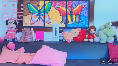 Snapshot of natty_reyes2004 chatting on 12-05-25, 08:49 NATALY.. online show from 12-05-25, 08:49