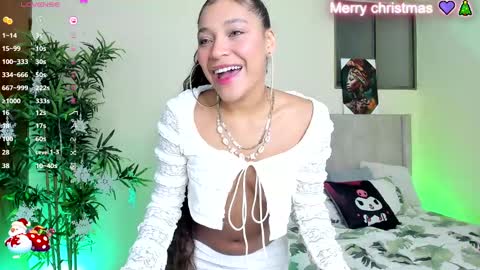 Snapshot of natty_romanof_1 chatting on 12-16-24, 01:11 natty online show from 12-16-24, 01:11