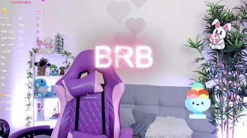 Snapshot of natty_romanof_1 chatting on 01-23-25, 06:35 natty online show from 01-23-25, 06:35