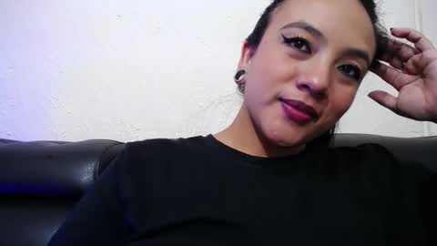 Snapshot of nattyhott1 chatting on 05-08-26, 05:57 Natty online show from 05-08-26, 05:57
