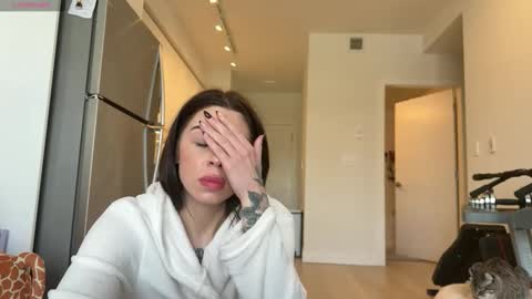 NATTY FIERROS online show from 04-06-26, 08:10