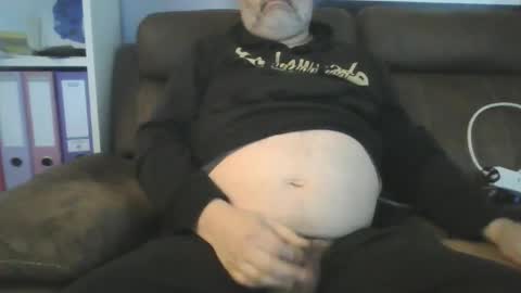 Snapshot of naturistmale45 chatting on 01-07-25, 02:19 naturistmale45 online show from 01-07-25, 02:19