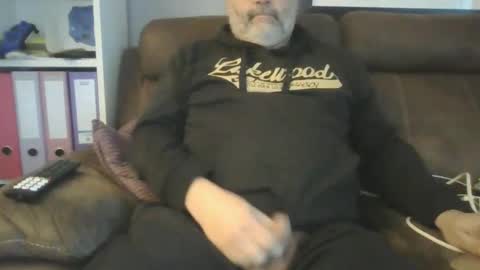 Snapshot of naturistmale45 chatting on 01-09-25, 11:47 naturistmale45 online show from 01-09-25, 11:47