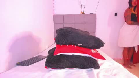 NATY COXX online show from 12-15-25, 04:28