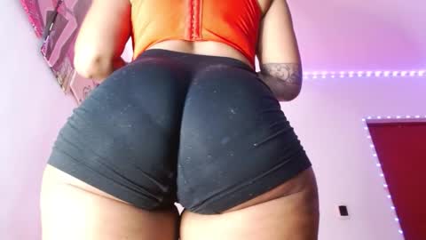 Snapshot of naty_coxx chatting on 02-14-26, 02:41 NATY COXX online show from 02-14-26, 02:41