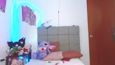 Snapshot of naty_coxx chatting on 04-12-26, 05:01 NATY COXX online show from 04-12-26, 05:01
