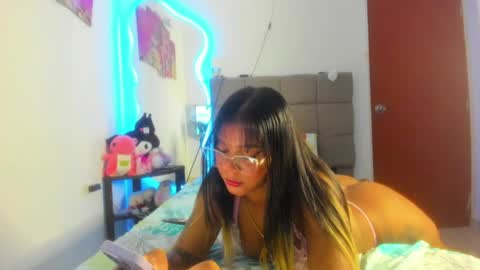 Snapshot of naty_coxx chatting on 05-04-26, 04:52 NATY COXX online show from 05-04-26, 04:52