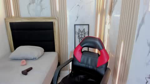 Snapshot of natybunny chatting on 07-15-26, 07:52 NATY online show from 07-15-26, 07:52