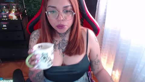 Snapshot of natykors_m_ chatting on 02-26-26, 02:05 Sofia IG Natykors08 online show from 02-26-26, 02:05