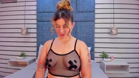 Snapshot of natyleone chatting on 11-05-25, 09:26 Naty online show from 11-05-25, 09:26