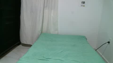 Snapshot of natyscoth chatting on 02-01-25, 02:47      online show from 02-01-25, 02:47