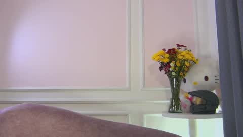 IG nattichips online show from 09-18-25, 01:18