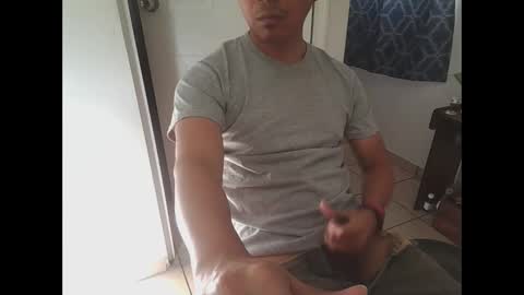 Snapshot of natzu89 chatting on 02-12-25, 01:48 Natzu89 online show from 02-12-25, 01:48