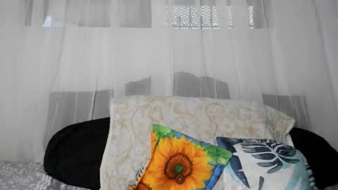 Snapshot of natzurit chatting on 02-09-26, 02:10 Natzu online show from 02-09-26, 02:10