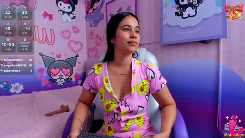 Snapshot of naughty__sara chatting on 12-20-24, 05:51 SARA online show from 12-20-24, 05:51