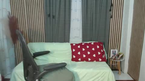 Snapshot of naughty_alice08 chatting on 02-26-25, 04:14 Jelay online show from 02-26-25, 04:14