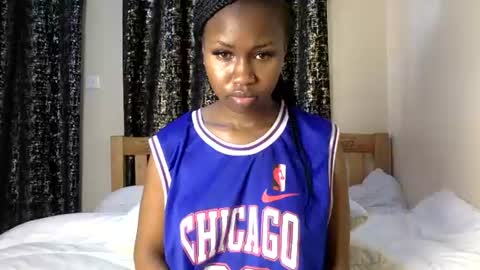 Snapshot of naughty_badie chatting on 07-12-26, 08:16 naughty_badie online show from 07-12-26, 08:16