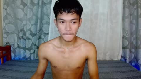 Snapshot of naughty_cy chatting on 07-12-26, 06:32 itzme cyril online show from 07-12-26, 06:32