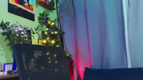 Em  please help me reach 100 thumbs up 3 online show from 01-14-26, 01:55