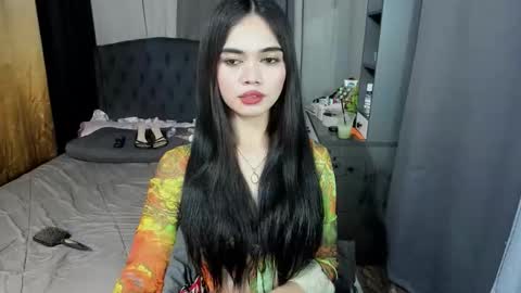 Snapshot of naughty_emmats chatting on 04-26-26, 03:48 emma online show from 04-26-26, 03:48