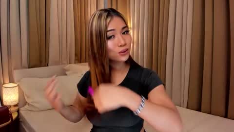 naughty_hunk_yuki online show from 11-19-25, 06:13