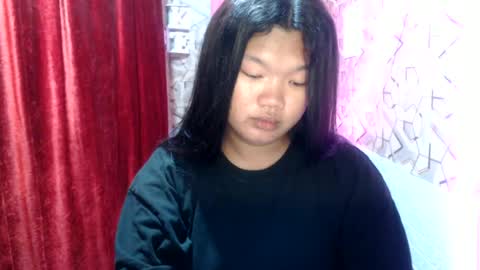 Snapshot of naughty_kate18 chatting on 06-23-26, 12:47 KATE online show from 06-23-26, 12:47