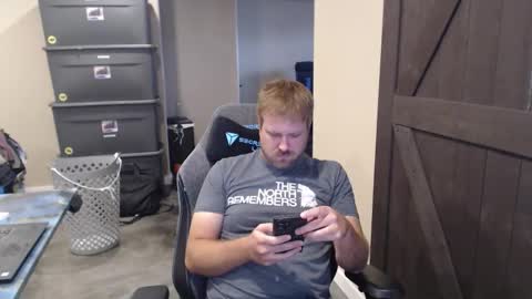 Snapshot of naughty_kinky1 chatting on 10-27-25, 06:45 Naughty kinky1 online show from 10-27-25, 06:45