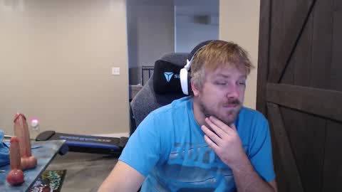 Snapshot of naughty_kinky1 chatting on 03-17-26, 04:32 Naughty kinky1 online show from 03-17-26, 04:32