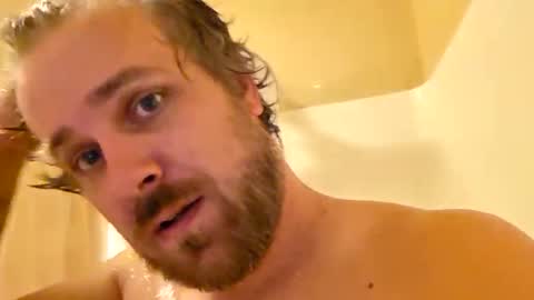 Snapshot of naughty_kinky1 chatting on 04-06-26, 08:21 Naughty kinky1 online show from 04-06-26, 08:21