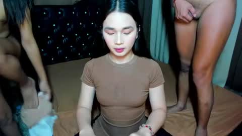 LEIGH online show from 06-14-26, 10:23