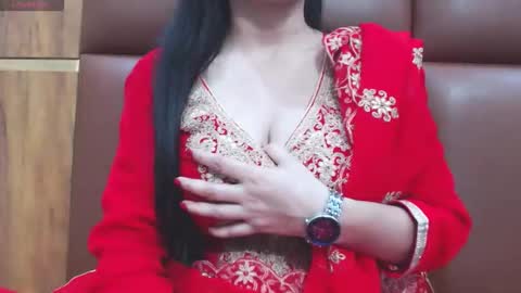 riya online show from 01-12-26, 05:40