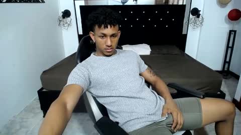 Snapshot of naughty_sebas_ chatting on 01-31-25, 07:08 SEBAS online show from 01-31-25, 07:08